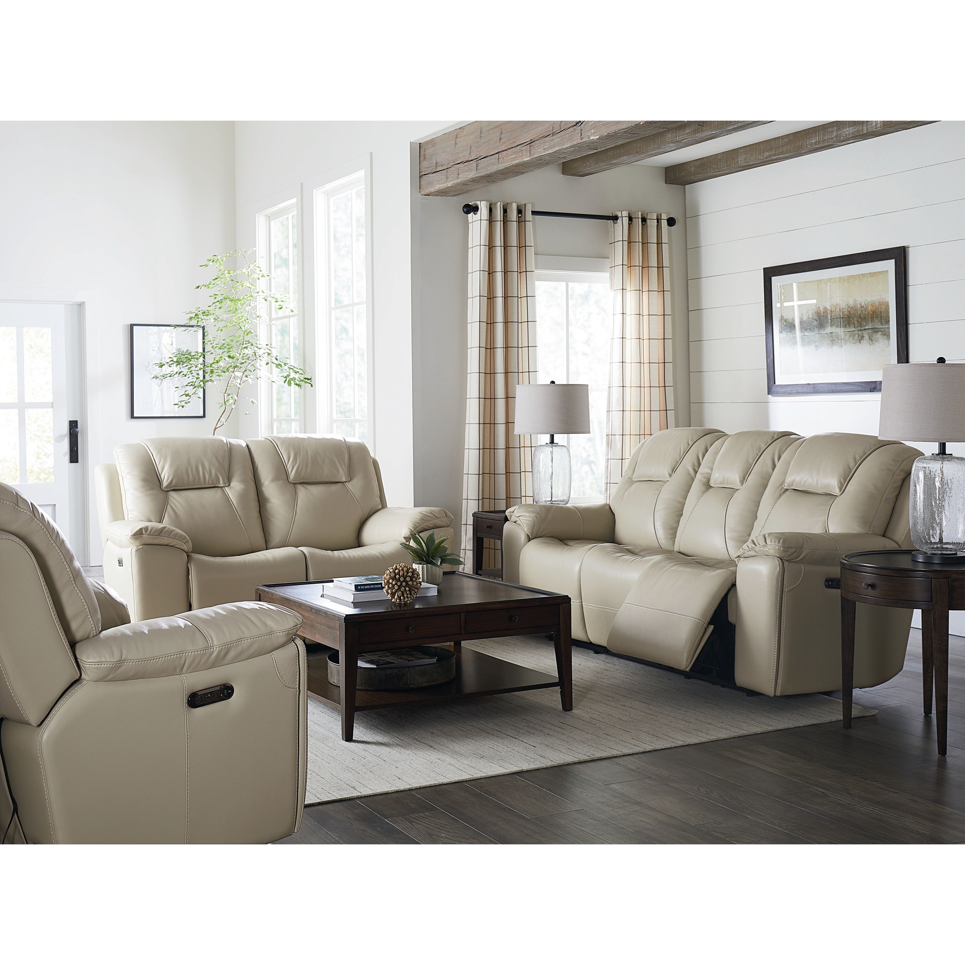 Bassett Club Level Chandler 3739P42L Casual Reclining Loveseat with